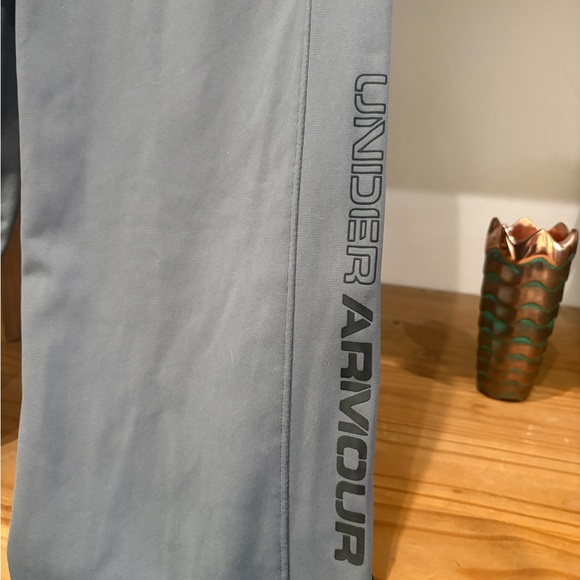 Under Armour Gray and Black Kids Sweatpants - Picture 6 of 7
